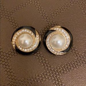 Bundle and save! Clip on earrings